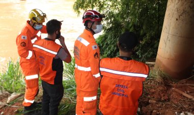 Bombeiros e Defesa Civil de Guidoval fazem vistoria em risco de alagamentos, deslizamento e inundação
