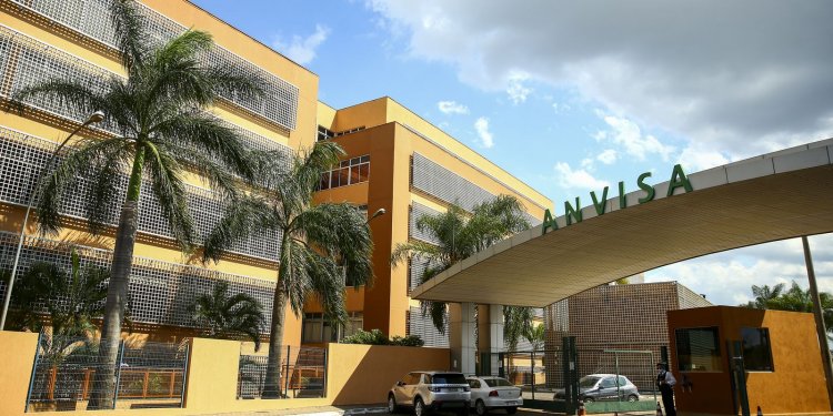 Anvisa aprova remédio contra covid-19 para imunocomprometidos