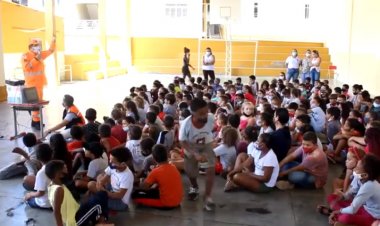 Defesa Civil de Guidoval faz campanha de conscientização nas Escolas Municipais