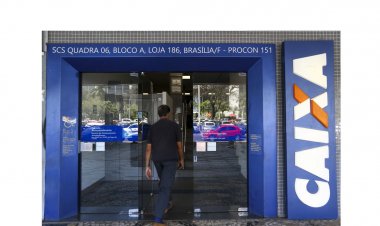 Caixa libera abono salarial para trabalhadores nascidos em outubro