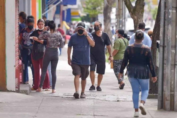 Minas desobriga máscara em lugares abertos e fechados