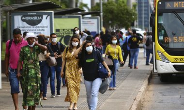 Covid-19: registrados 30,09 milhões de casos e 660,9 mil mortes