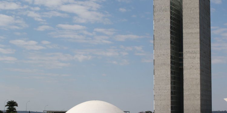 Comissão do Senado aprova indicações para agências reguladoras