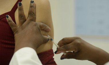 Distrito Federal retoma vacinação em escolas