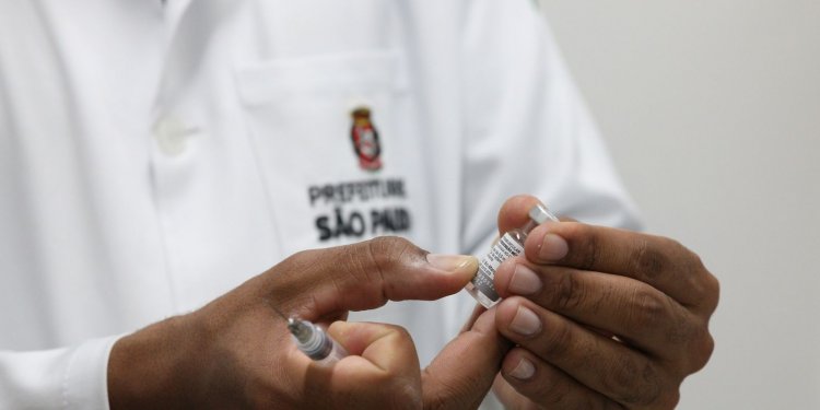 Covid-19: Brasil registra 255 mortes e 30,9 mil casos em 24 horas