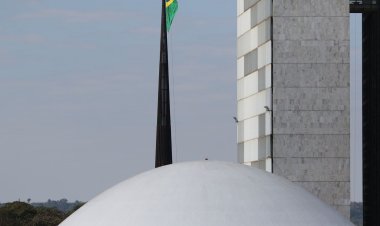 PEC da Transição é adiada por falta de consenso, diz relator