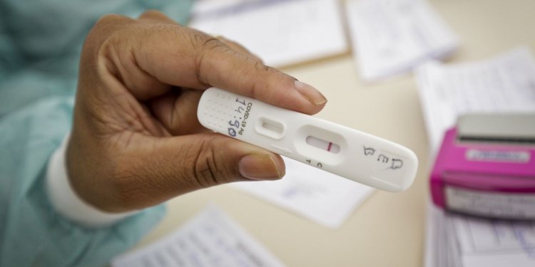 Rio de Janeiro registra 2 mil casos de covid-19 diariamente
