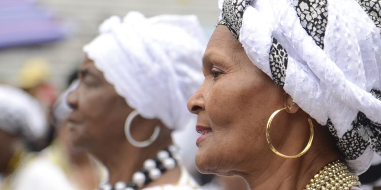 Sociedade civil cobra cumprimento da Lei da Saúde da População Negra
