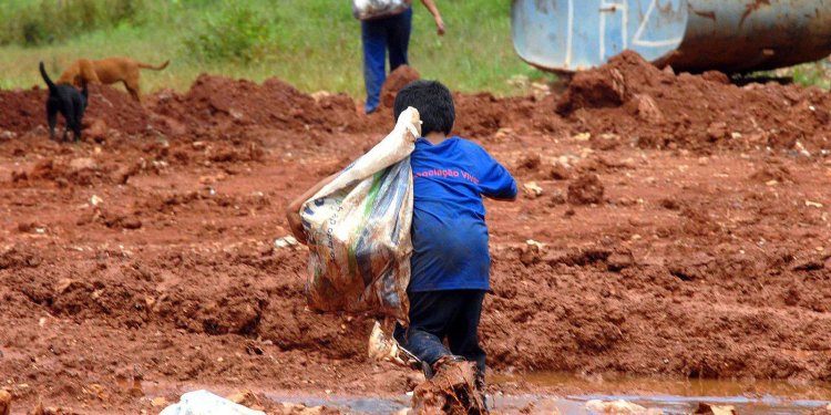 Cerca de 30% da população estavam em situação de pobreza em 2021