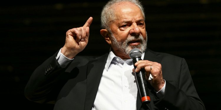 Lula deve deixar encontro com Biden para o início de 2023