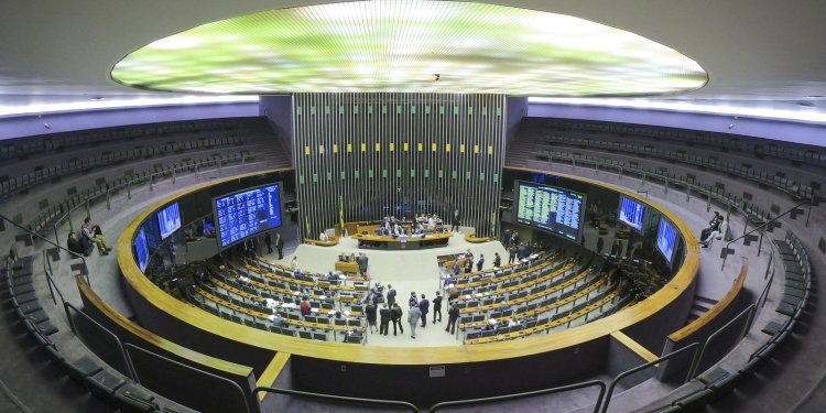 Câmara aprova prorrogação de subsídios para centrais hidrelétricas