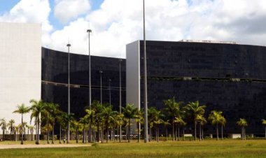 Governo de Minas publica comunicado com feriados e pontos facultativos para repartições públicas estaduais em 2025
