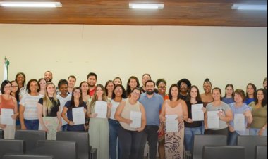 Profissionais da Educação tomam posse em Viçosa