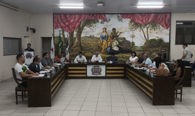Maioria dos vereadores autoriza Prefeitura de Ubá a rescindir contrato com a Copasa