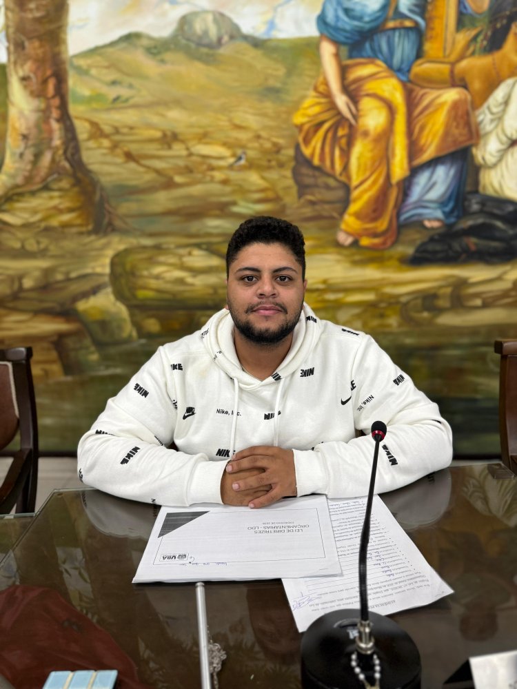 Audiência Pública sobre a LDO 2026 é realizada na Câmara Municipal de Ubá sob presidência do vereador Lucas Zocoli