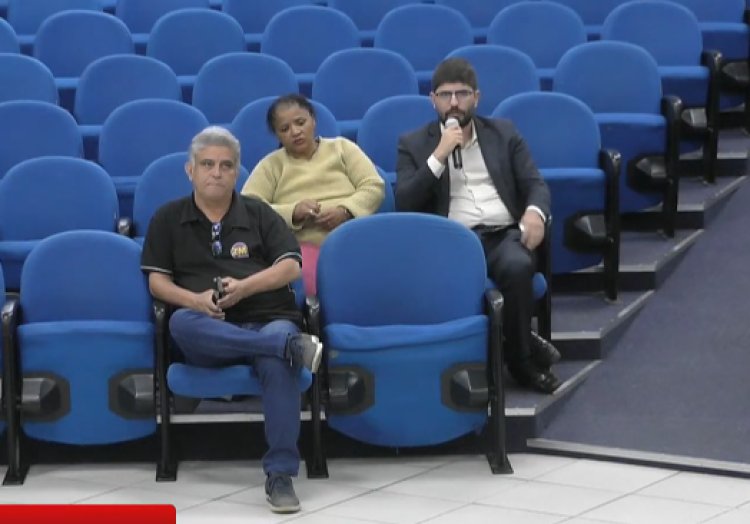 Dr. Jardel Peron faz apelo por inclusão e justiça social durante audiência pública sobre a LDO 2026 na Câmara de Ubá