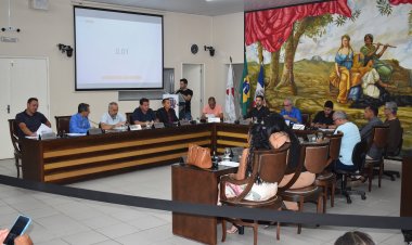 Câmara de Ubá aprova seis projetos de lei em sessão ordinária