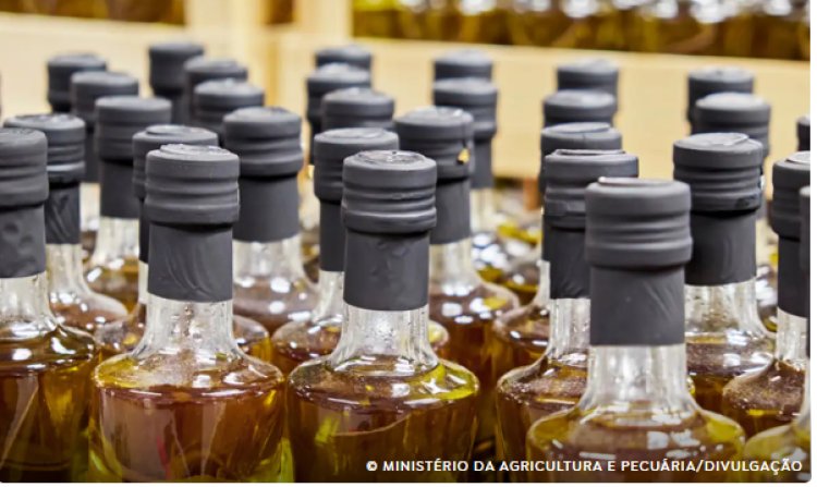 Anvisa proíbe venda de azeite e suspende doce de leite e sal grosso