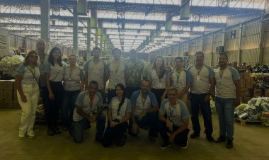 Voluntários da Copasa destinam doações às famílias atingidas pelas enchentes em Ubá