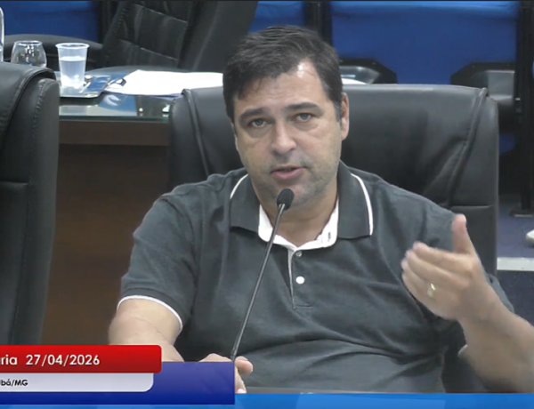 Vereador José Roberto cobra agilidade do Executivo para não perder recurso de casas populares em Ubá